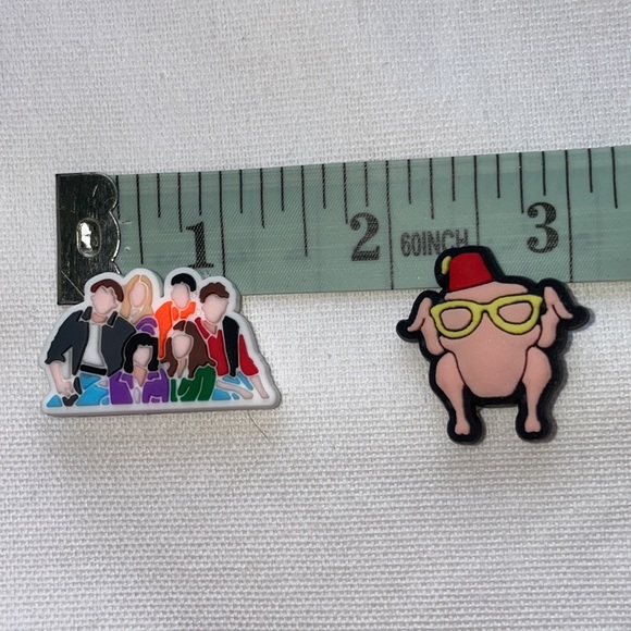 3 Friends croc charms - Picture 9 of 11